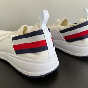 Tommy Hilfiger women's white shoes